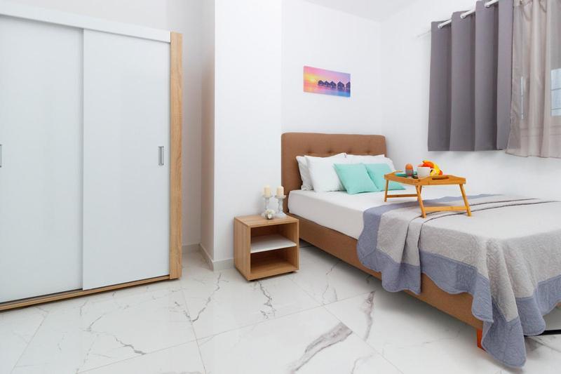 Nikogroup Plaza Apartment Polychrono Exterior photo